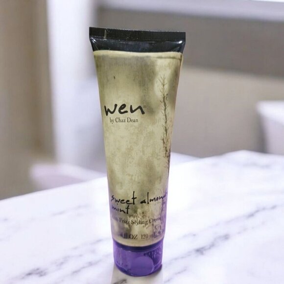 Wen Hair Set – Sweet Almond Mint & Fig Treatment, Mist, Mask & Styling Creme - Picture 3 of 16